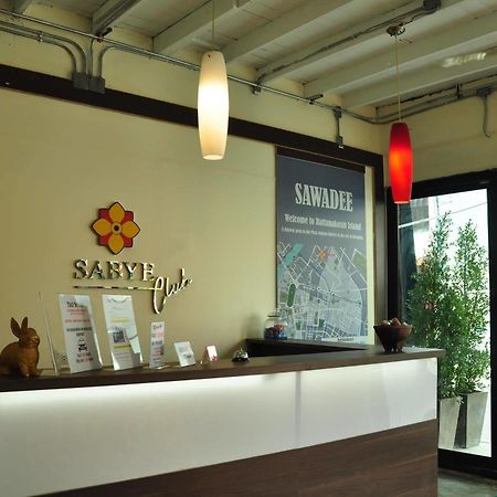 Sabye Club Hostel Bangkok Exteriör bild