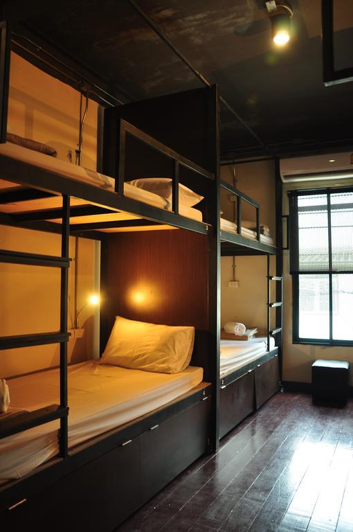 Sabye Club Hostel Bangkok Rum bild