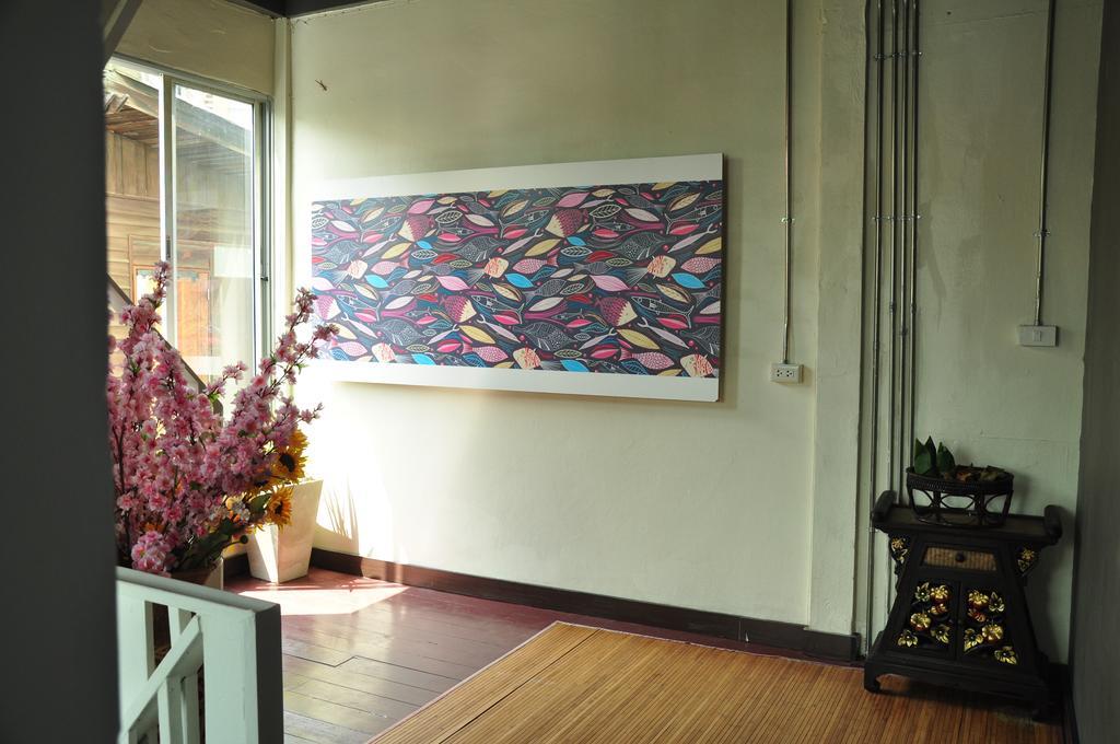 Sabye Club Hostel Bangkok Exteriör bild