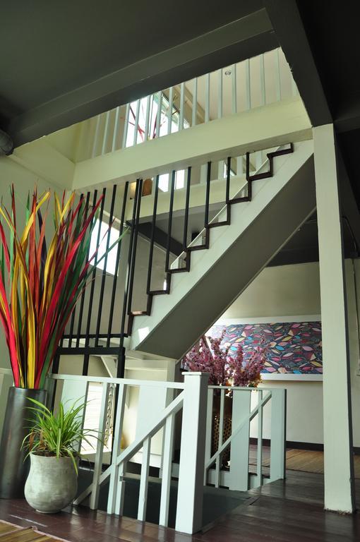 Sabye Club Hostel Bangkok Exteriör bild