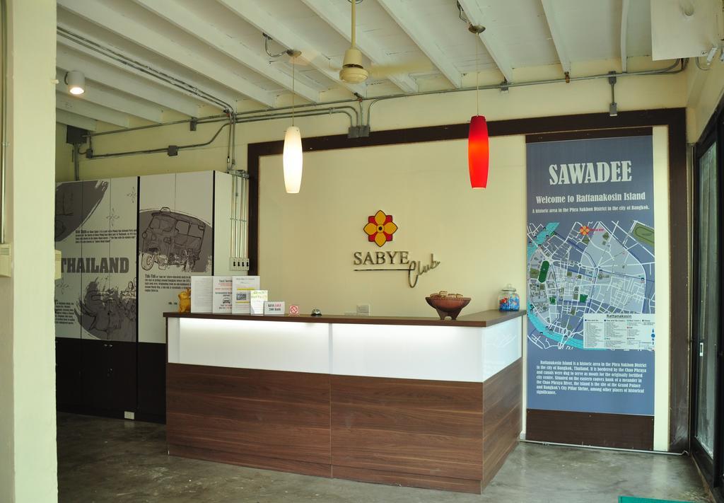 Sabye Club Hostel Bangkok Exteriör bild